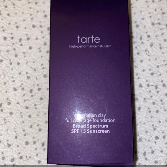 Tarte Amazonian Clay Foundation Bundle